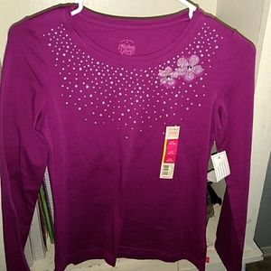 Brand new long sleeve tee